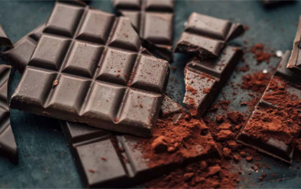 میزان مصرف روزانه شکلات تلخ چقدر باید باشد؟
